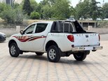 Mitsubishi L200-9