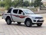 Mitsubishi L200-2