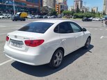 Hyundai Elantra-5