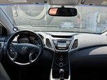 Hyundai Elantra-7