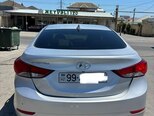 Hyundai Elantra-9