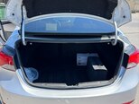 Hyundai Elantra-11
