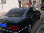 Mercedes E 200-5