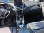 Hyundai Elantra-12