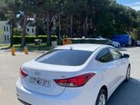Hyundai Elantra-5