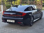 Hyundai Sonata-16