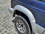 Mitsubishi Pajero-9