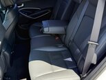 Hyundai Santa Fe-12