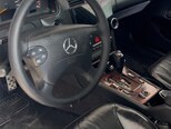 Mercedes E 240-11