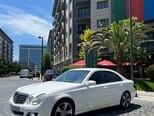 Mercedes E 220-3