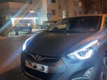 Hyundai Elantra-8