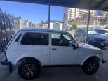 LADA (VAZ) Niva-8