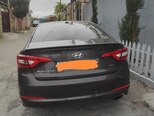 Hyundai Sonata-2