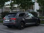 Audi Q7-6