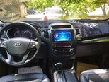 Kia Sorento-16