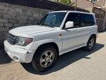 Mitsubishi Pajero io-9