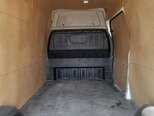 Ford Transit-12