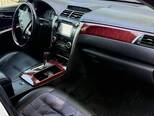 Toyota Camry-11