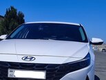 Hyundai Elantra-7
