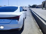 Hyundai Elantra-14