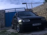Volkswagen Golf-1