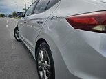 Hyundai Elantra-7