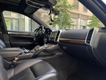 Porsche Cayenne S-16