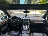Porsche Cayenne S-11