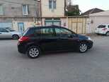 Nissan Tiida-5
