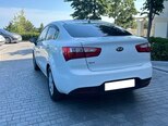 Kia Rio-7