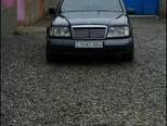 Mercedes 220 E-1