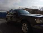 Mercedes 220 E-2