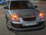 Kia Rio-1