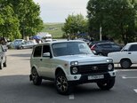 LADA (VAZ) Niva-20