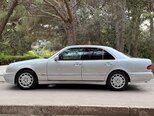 Mercedes E 240-13