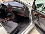 Mercedes E 240-15