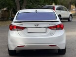 Hyundai Elantra-6