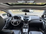 Hyundai Elantra-11