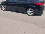 Hyundai Elantra-2