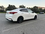 Hyundai Accent-5