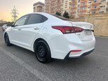 Hyundai Accent-3