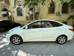 Hyundai Accent-4