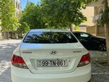 Hyundai Accent-5