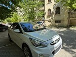 Hyundai Accent-9