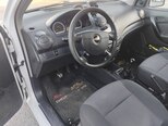 Chevrolet Aveo-10