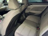 Hyundai Elantra-6