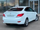 Hyundai Accent-6
