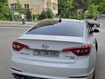 Hyundai Sonata-2