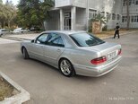 Mercedes E 320-7