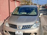 Nissan Tiida-1
